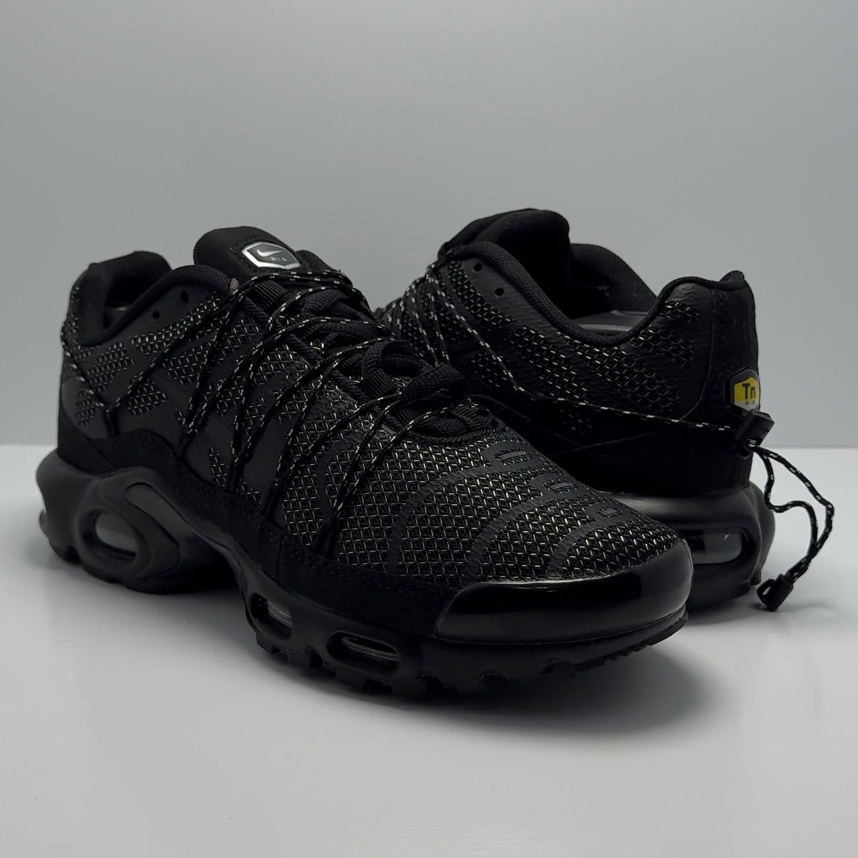 TN AIR UTILITY BLACK