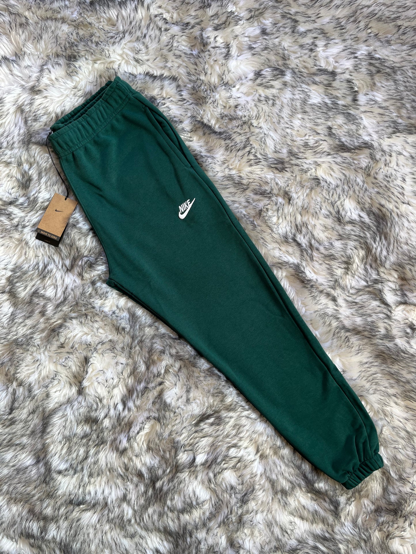 SWEATPANTS NIKE ( VERT BOUTEILLE)