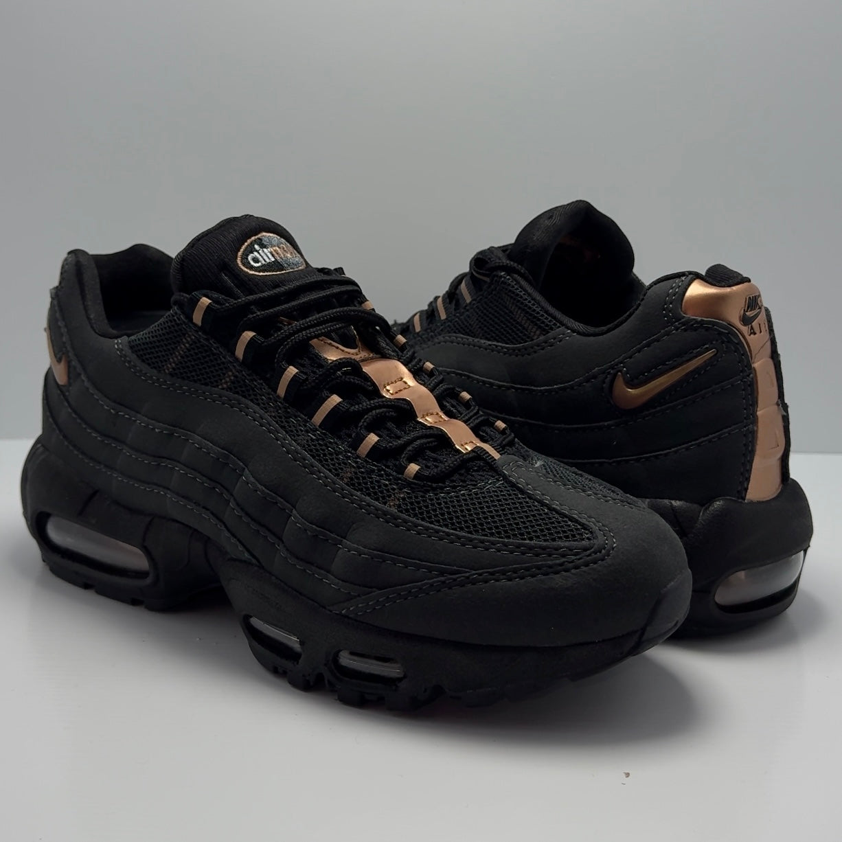 AIR MAX 95 X SYNA WORLD CENTRAL CEE
