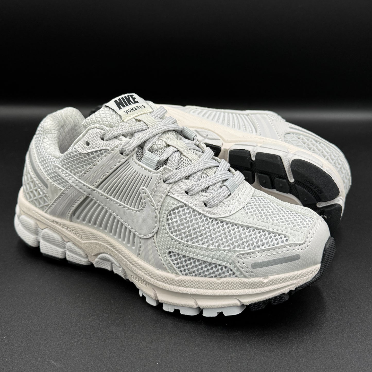 VOMERO 5 WHITE