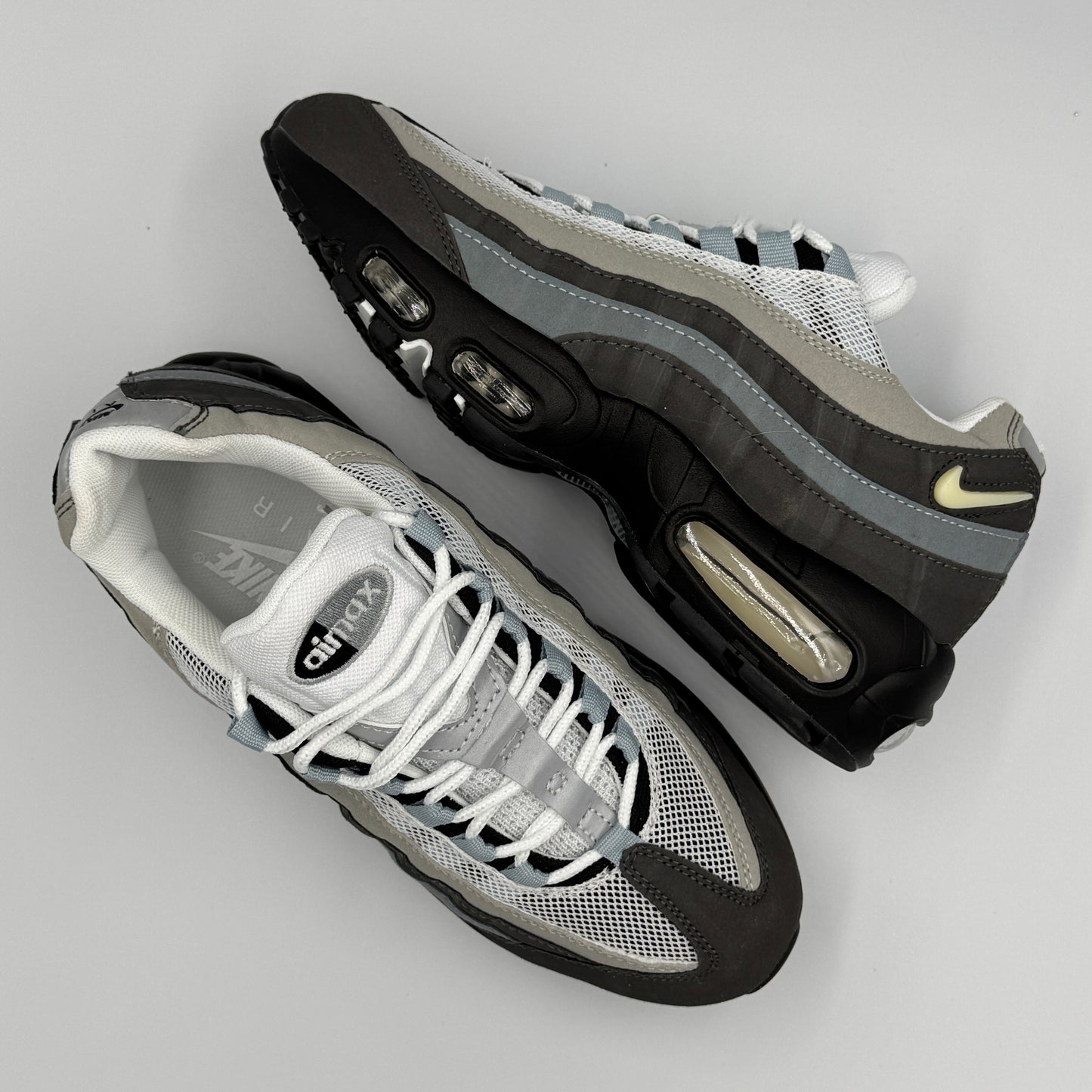 AIR MAX 95 JAWEL GREY