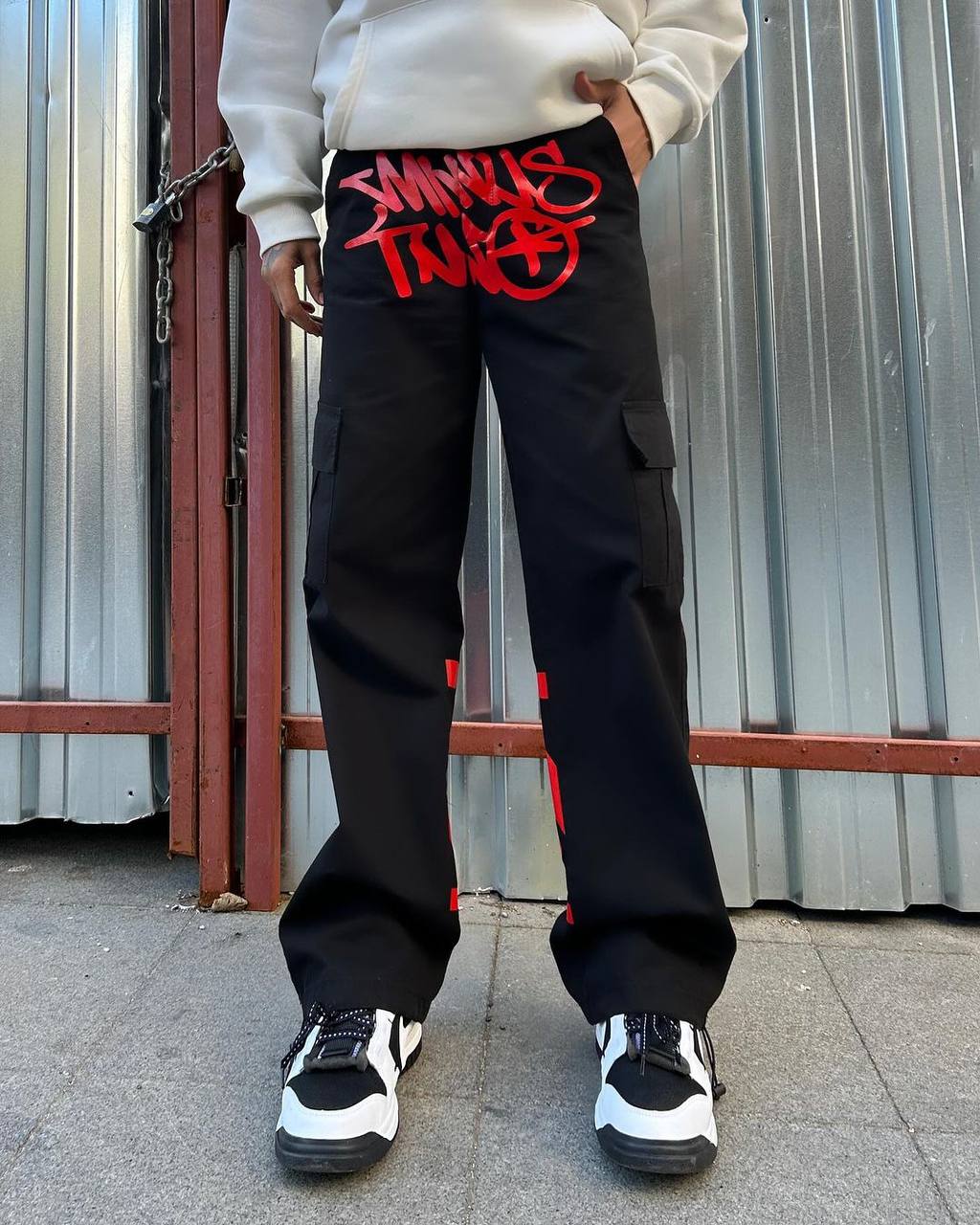 MINUS TWO CARGO PANT RED