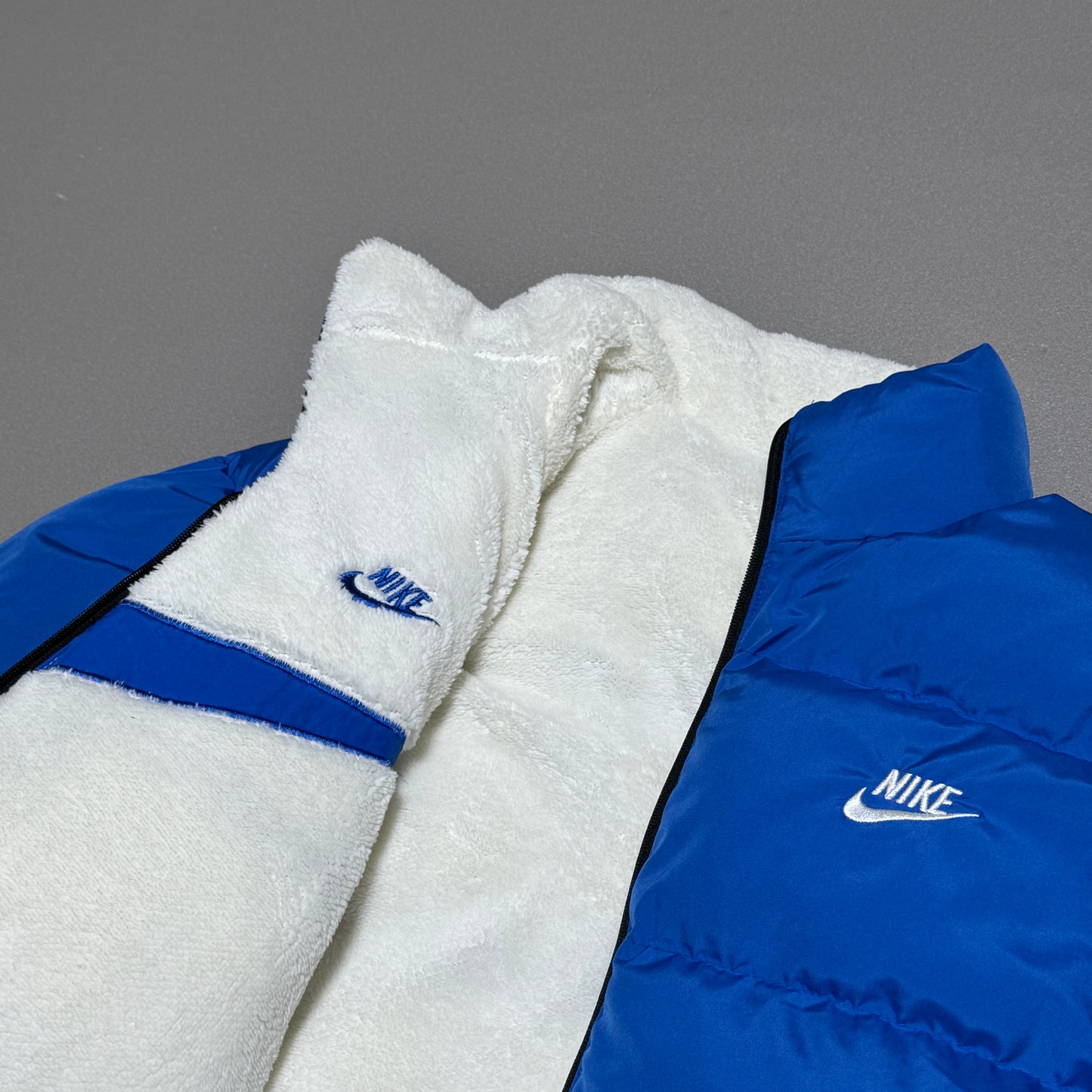 NIKE DOUBLE FACE PUFFER BLUE