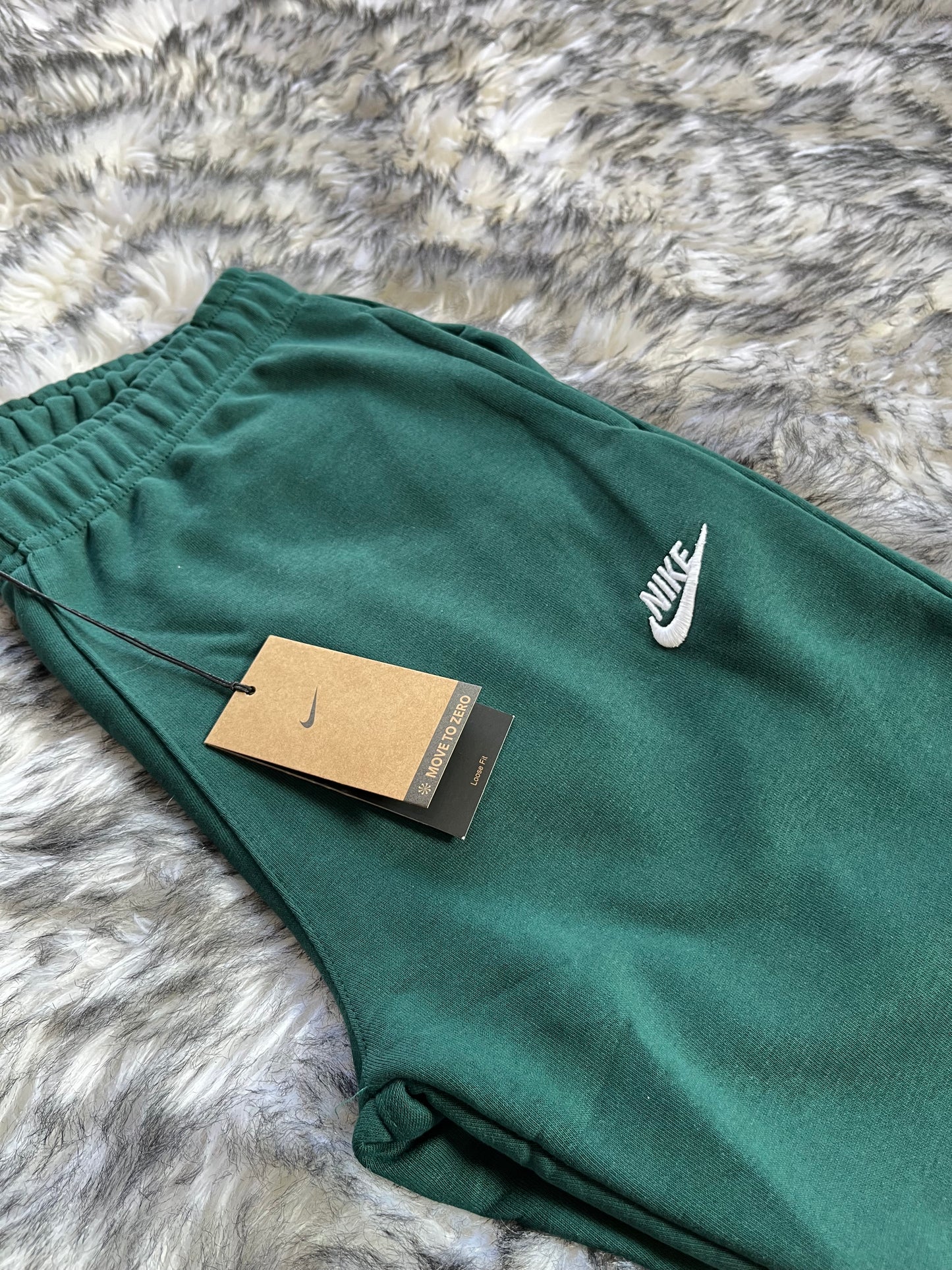 SWEATPANTS NIKE ( VERT BOUTEILLE)