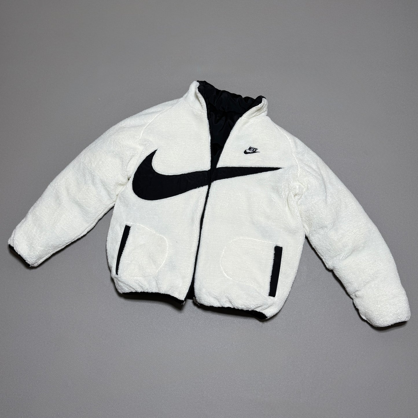 NIKE PUFFER JACKET DOUBLE FACE BLACK