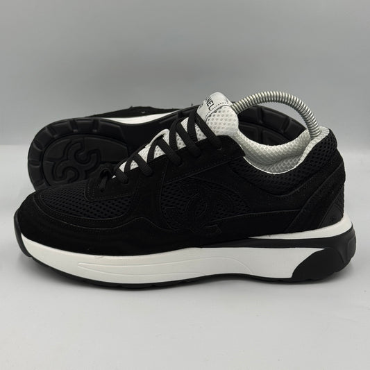 CHANEL CC RUNNER BLACK