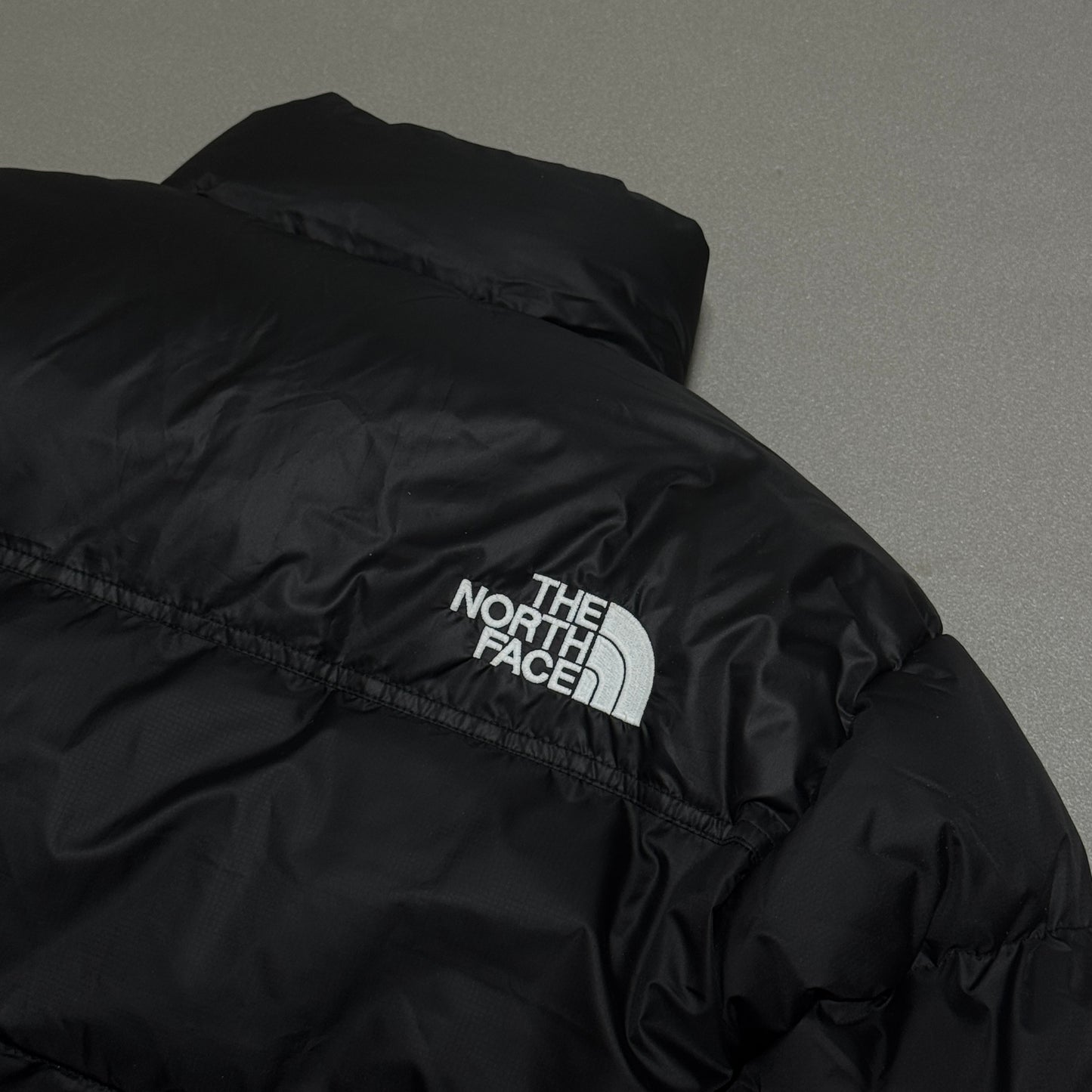 THE NORTH FACE PUFFER JACKET BLACK
