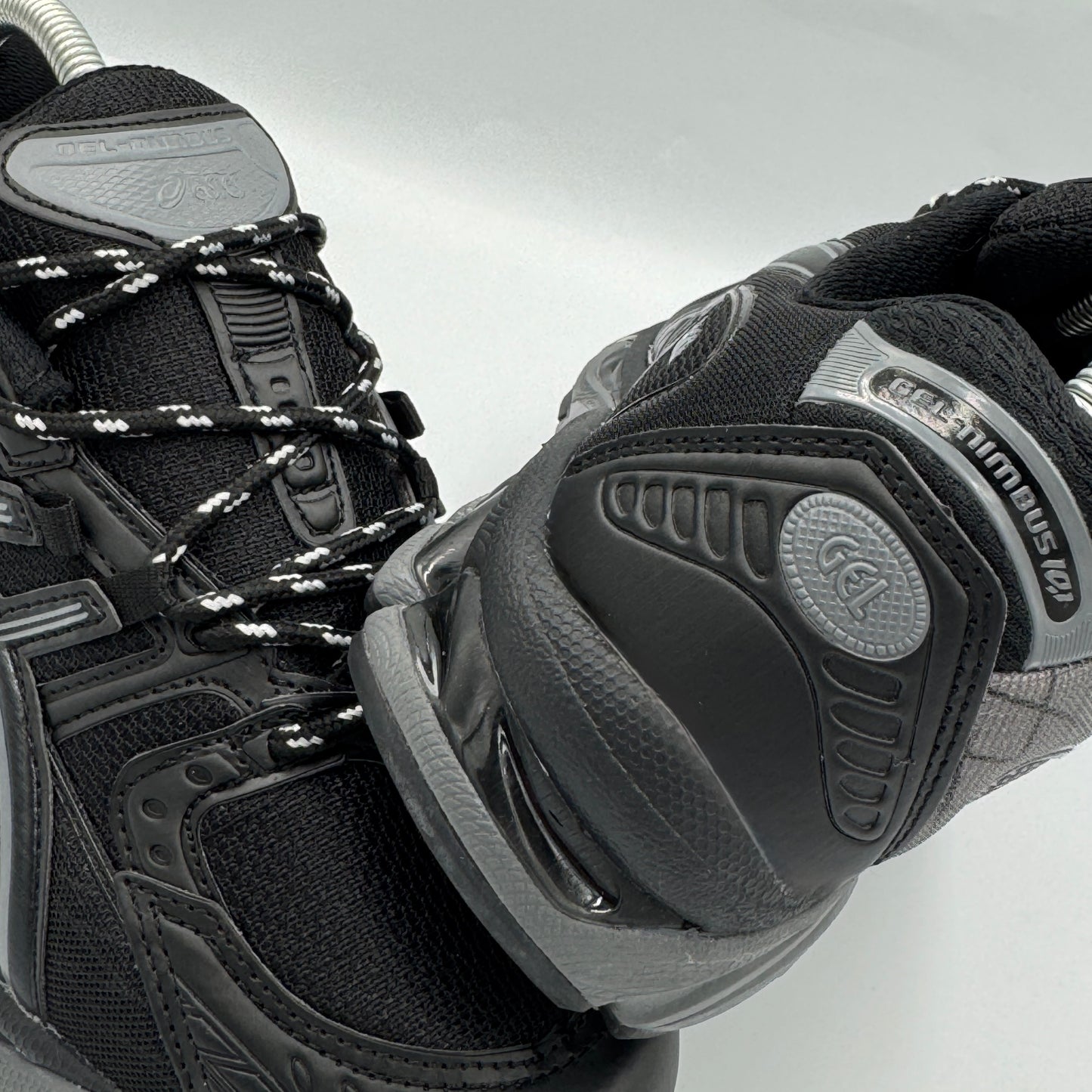 ASICS GEL NIMBUS 10.1 HAVEN NOIR/GRIS