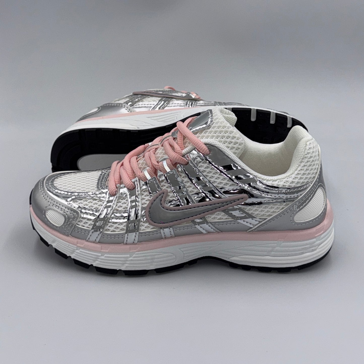 NIKE P-6000 SILVER PINK