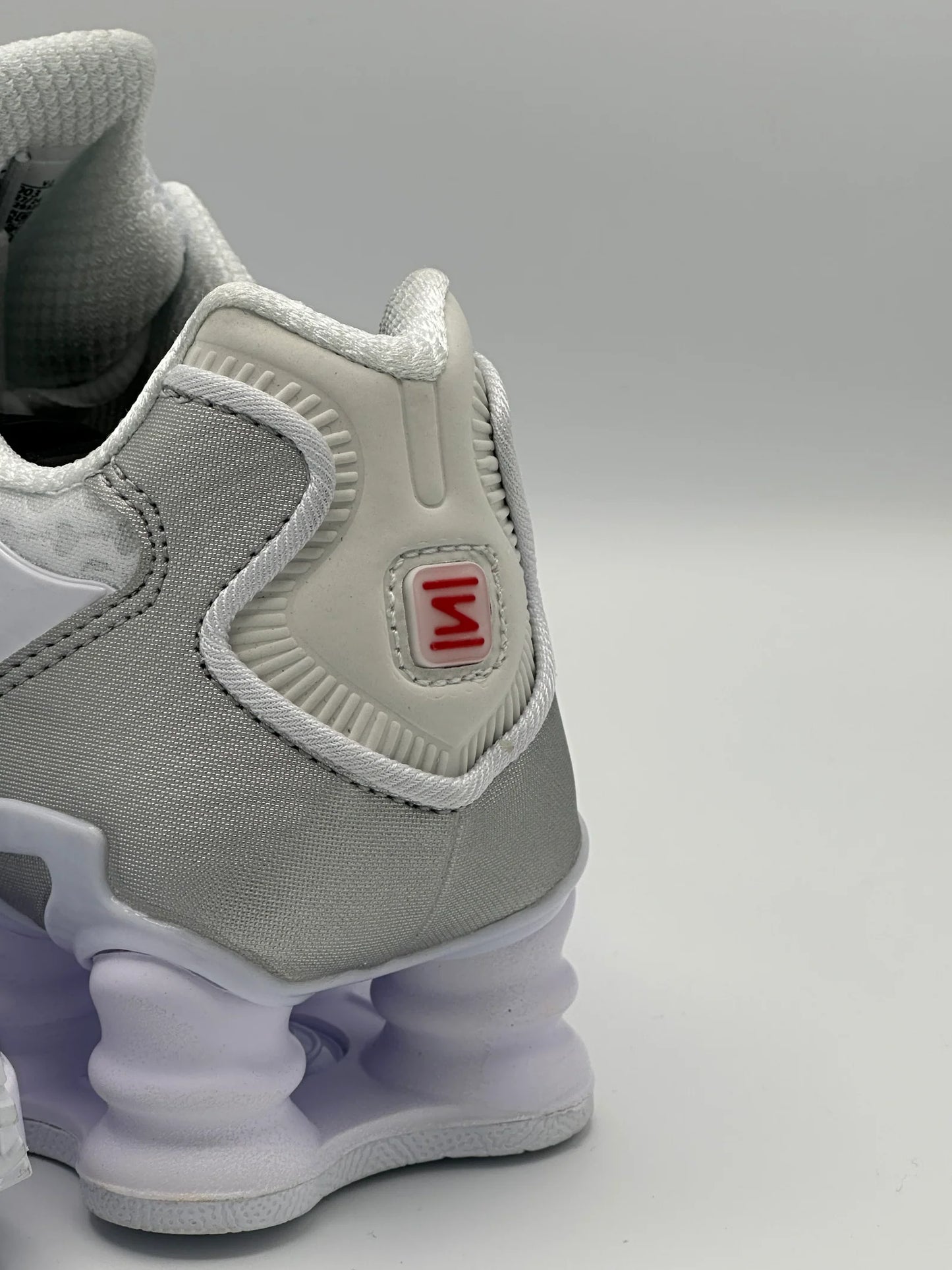 SHOX TL WHITE METALLIC SILVER