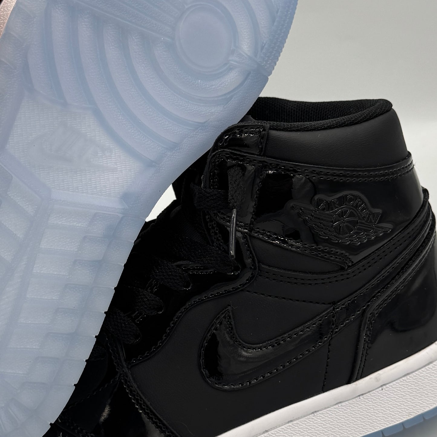 AIR JORDAN 1 SPACE JAM