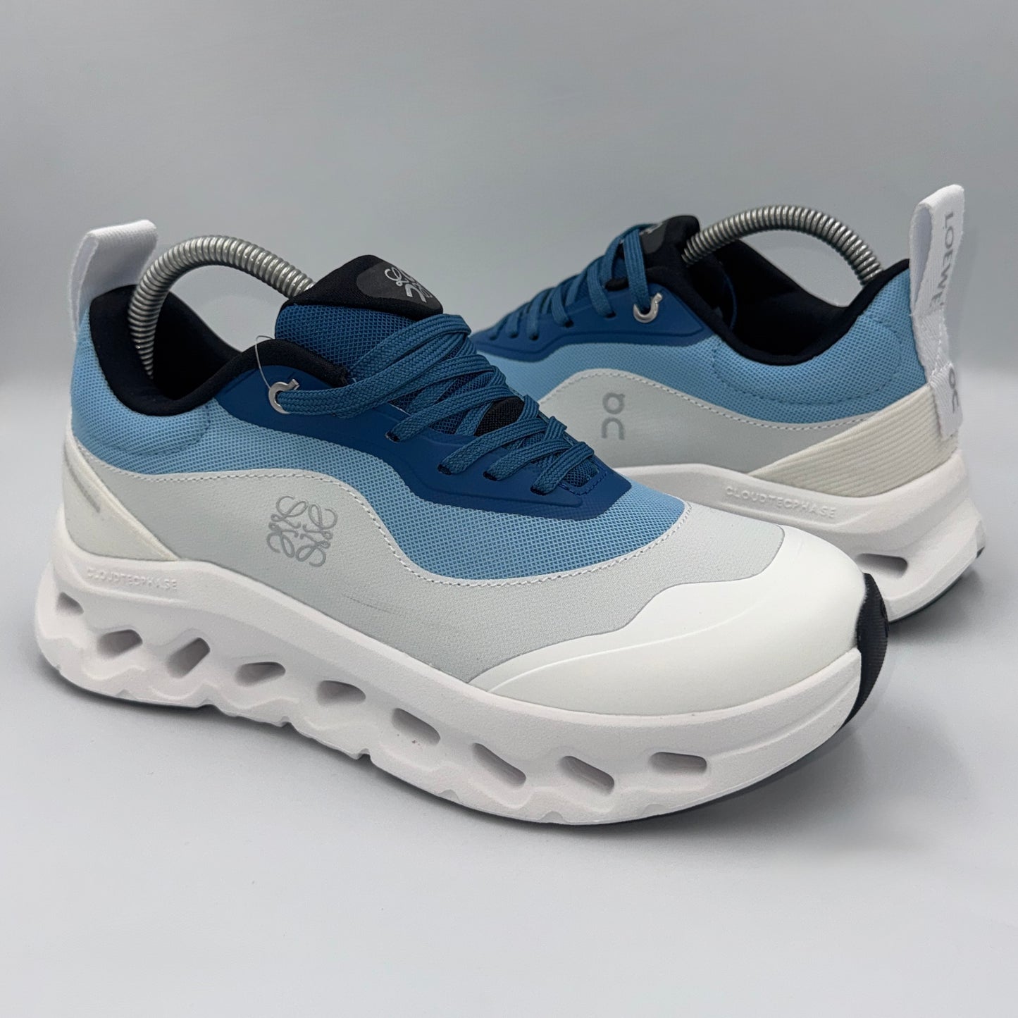ON X LOEWE CLOUDTILT BLUE WHITE