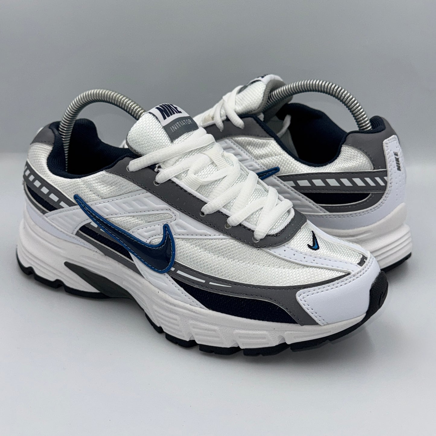NIKE INITIATOR WHITE SILVER ROYAL BLUE