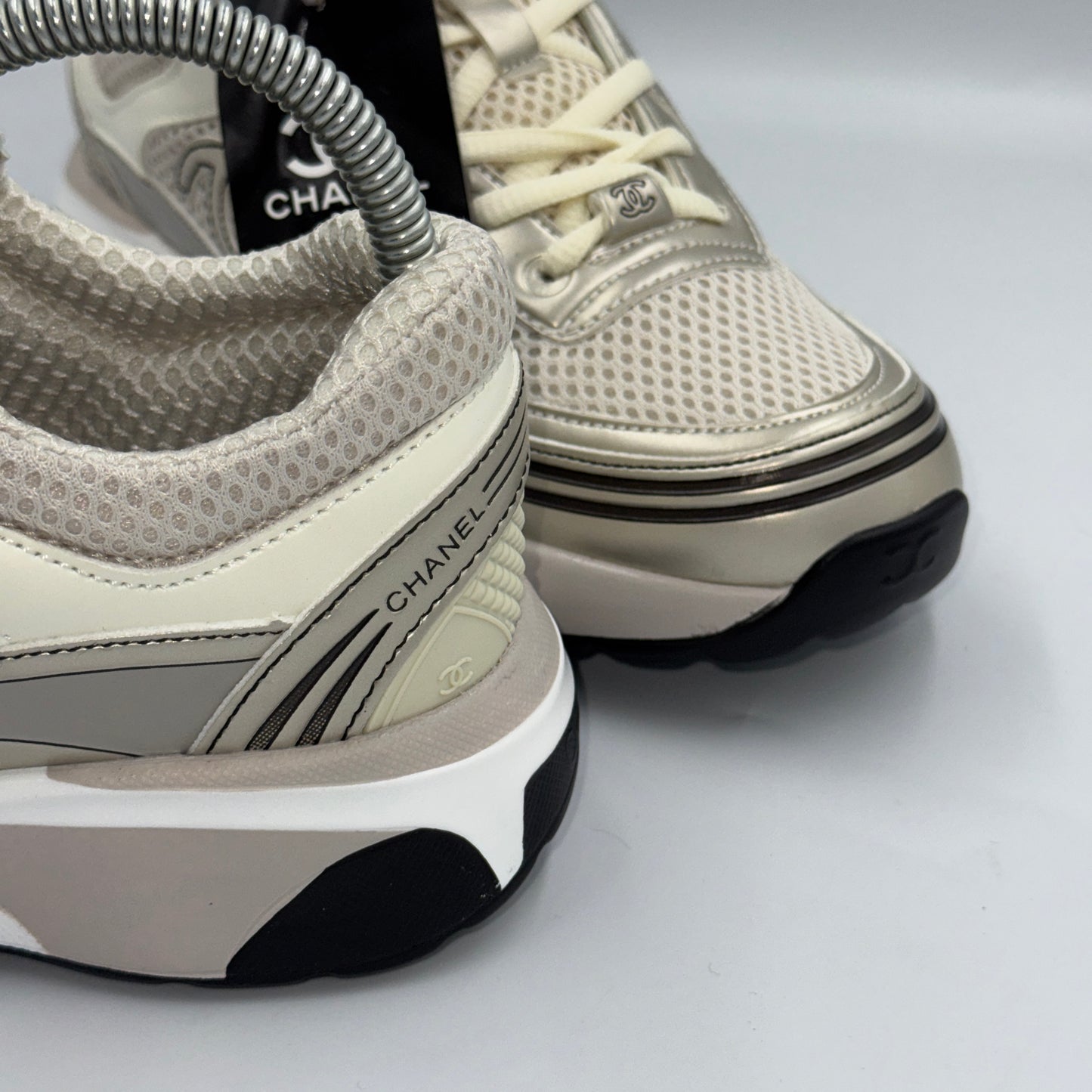 CHANEL CC RUNNERS GOLD
