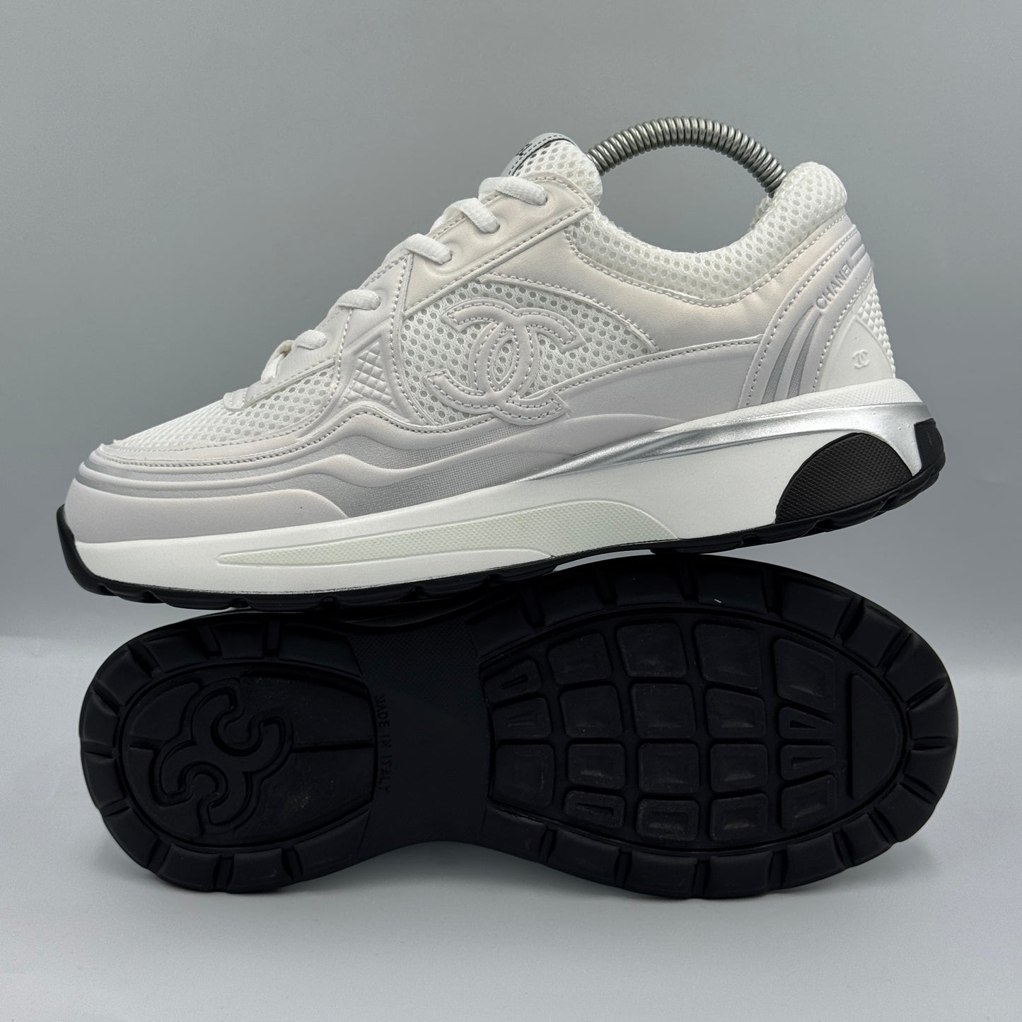 CHANEL CC RUNNER WHITE