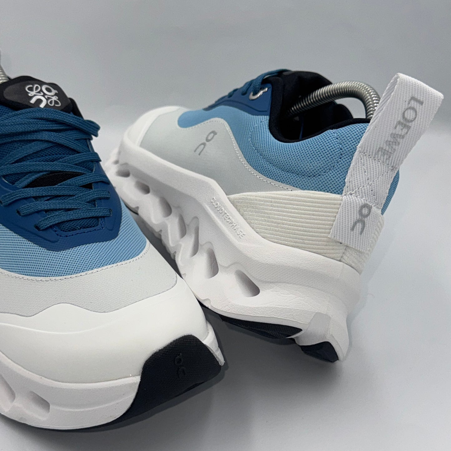 ON X LOEWE CLOUDTILT BLUE WHITE
