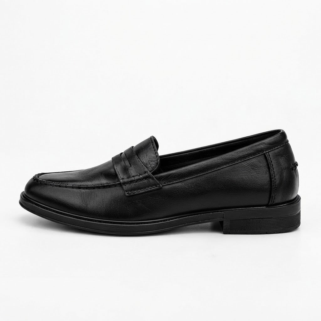CLASSIC BLACK LOAFERS