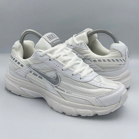 NIKE INITIATOR WHITE SILVER