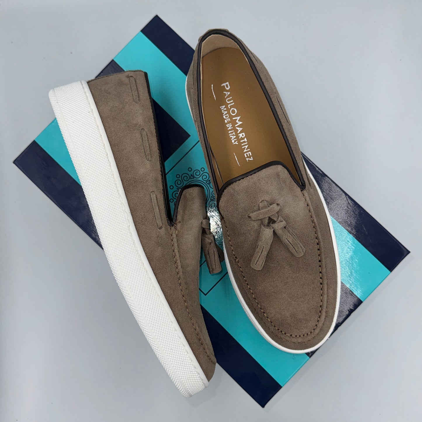 MOCASSIN PAULO MARTINEZ EN DAIM ORIGINAL ( TAUPE )