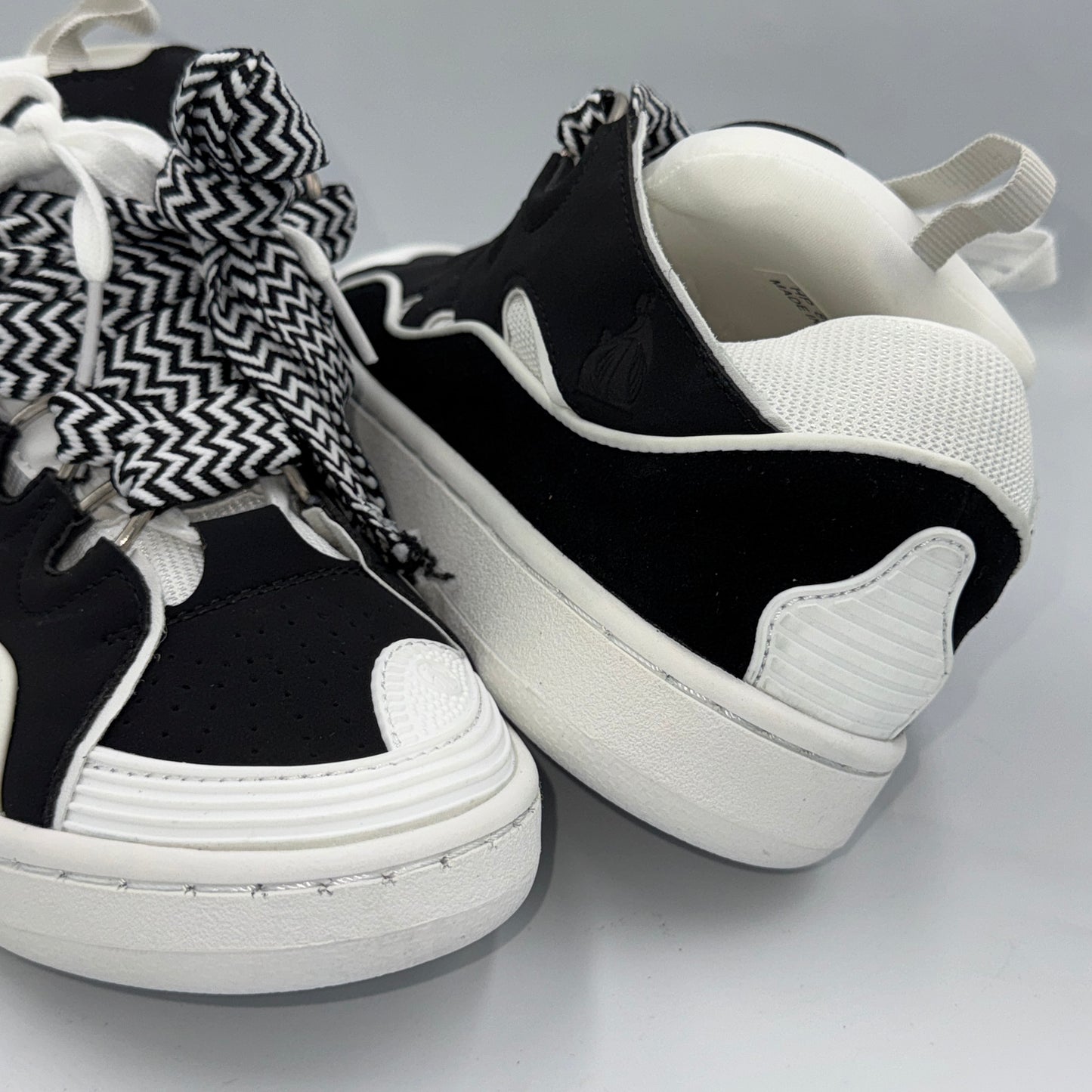 LANVIN CURB SNEAKERS BLACK WHITE