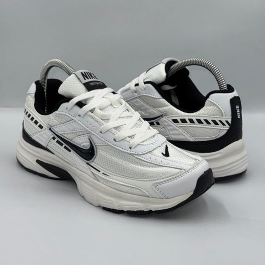 NIKE INITIATOR WHITE & BLACK
