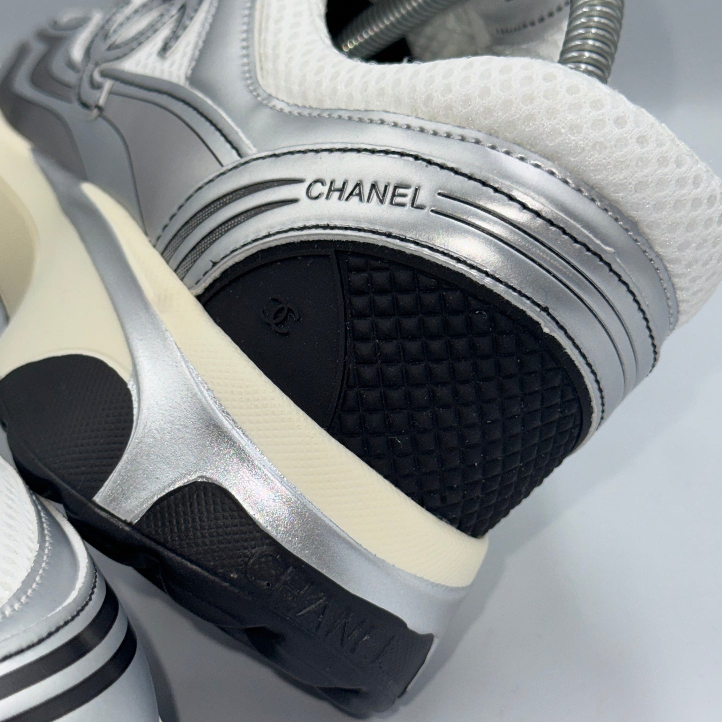 CHANEL CC RUNNERS GRAY SILVER